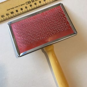 Sheepskin brush with ruler